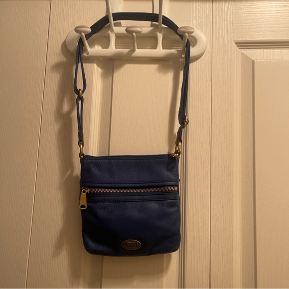 Fossil crossbody blue colour - Picture 9 of 16